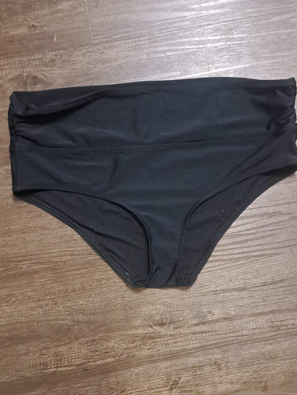 Old Navy Black High-Waisted Ruched Bikini Bottoms – Size Large